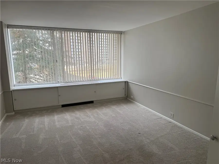 12700 Lake Avenue, Lakewood, OH 44107 - #3