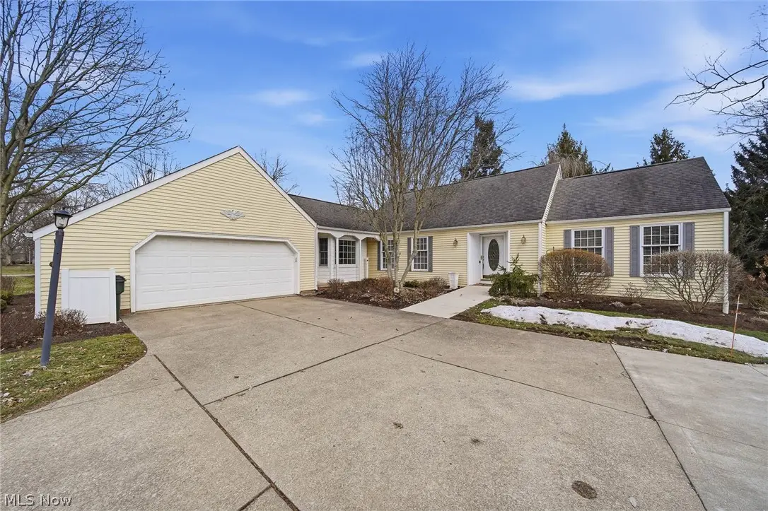 7450 Angel Nw Drive, North Canton, OH 44720 - #1