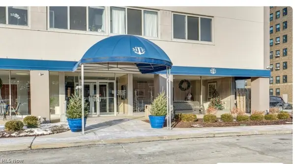 12520 Edgewater Drive #1602, Lakewood, OH 44107