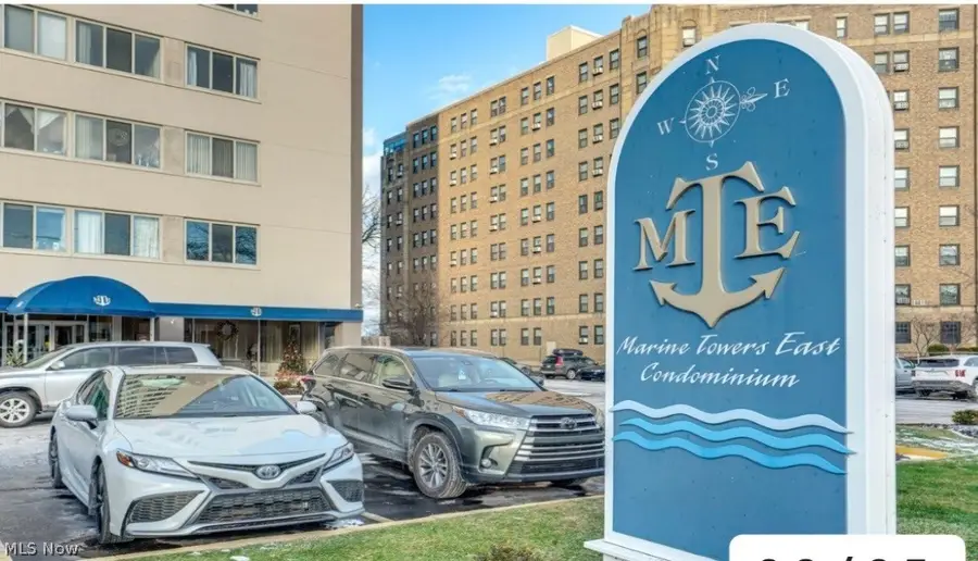 12520 Edgewater Drive #1602, Lakewood, OH 44107 - #2