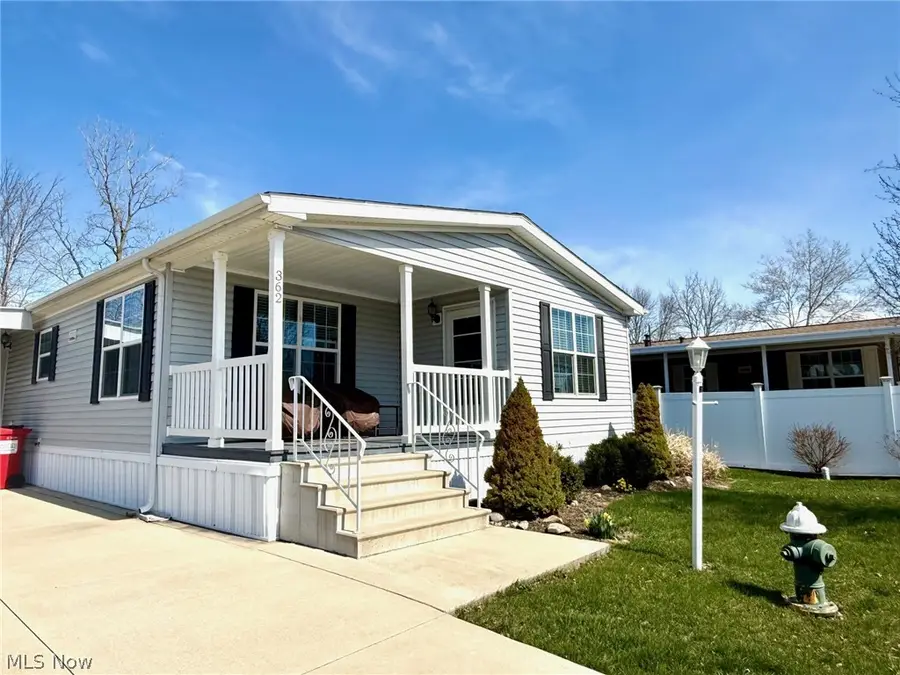 362 Pin Oak Circle, Elyria, OH 44035 - #2