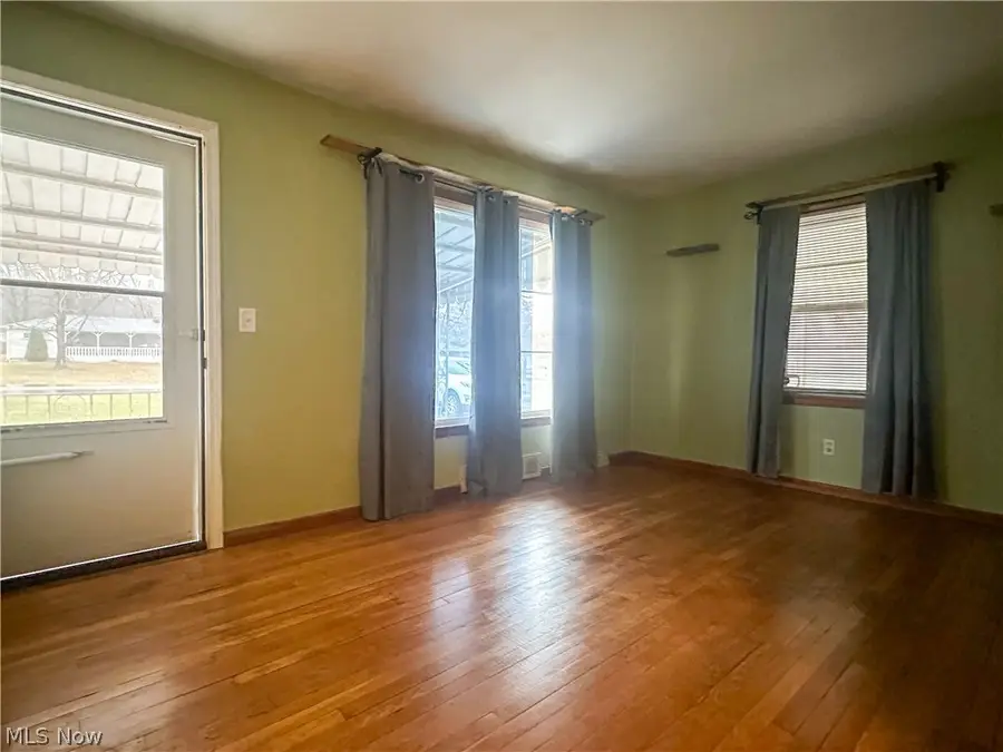 3824 Valacamp Se Avenue, Warren, OH 44484 - #3