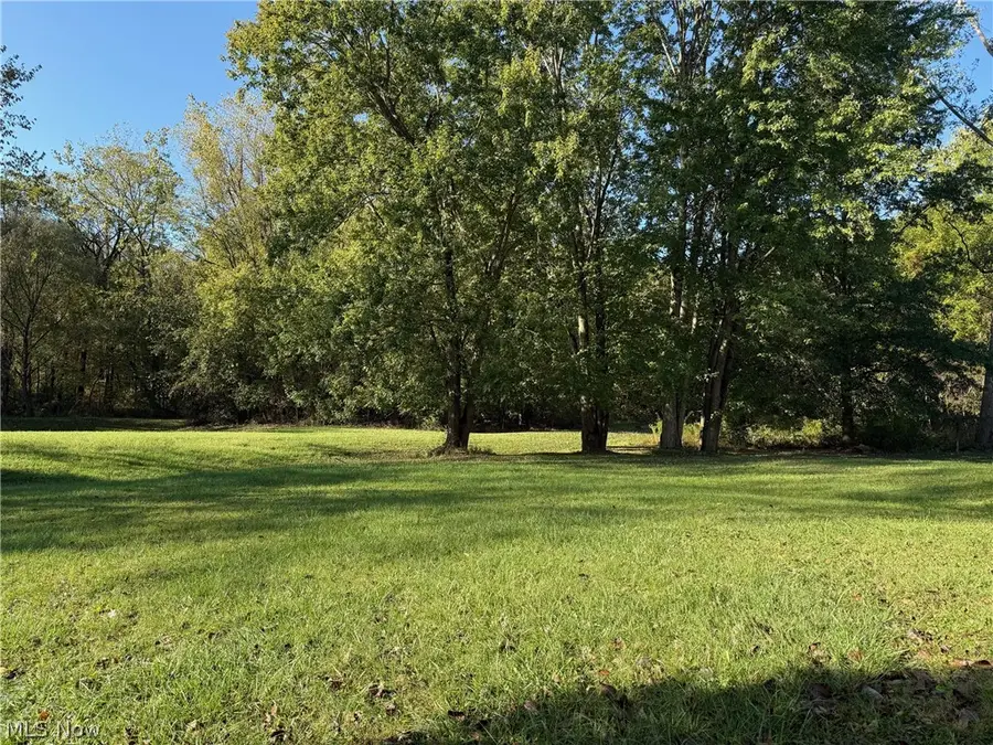 1061 Jonathan Avenue, Akron, OH 44333 - #3