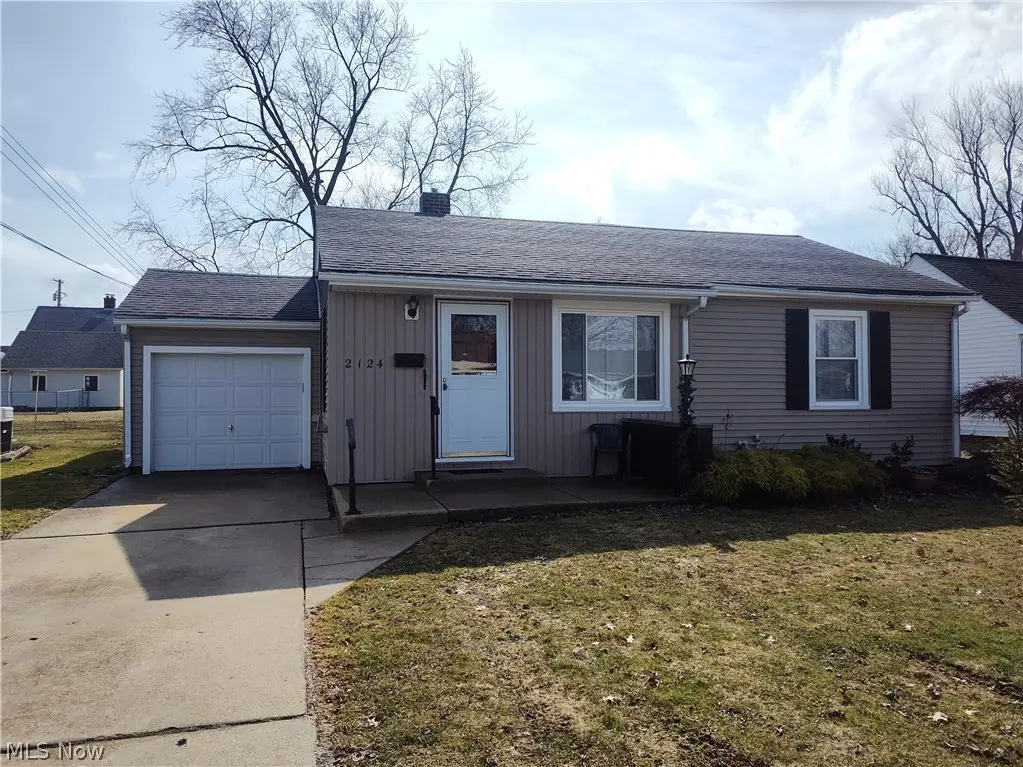 2124 E 40th Street, Ashtabula, OH 44004 - #1