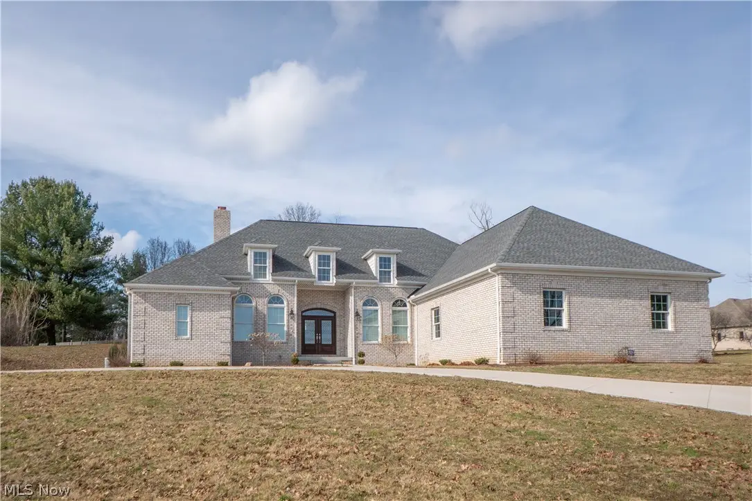 6443 Hills And Dales Nw Road, Canton, OH 44708 - #1