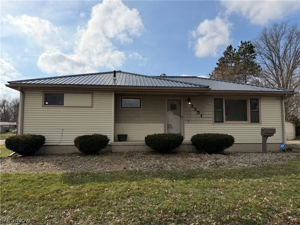 1351 3rd Se Street, Massillon, OH 44646 - #1