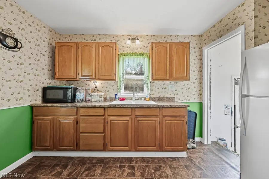 1235 Elm Street, Sebring, OH 44672 - #3