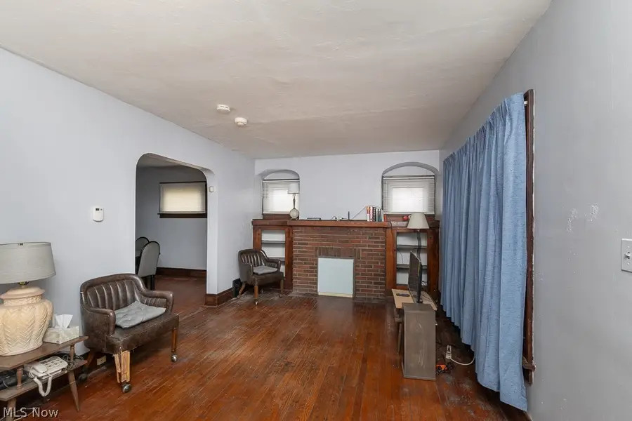 3618 E 114th Street, Cleveland, OH 44105 - #2