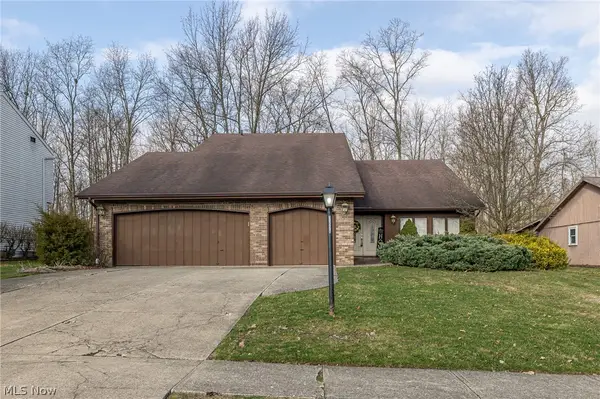 13576 Fairwinds Drive, Strongsville, OH 44136