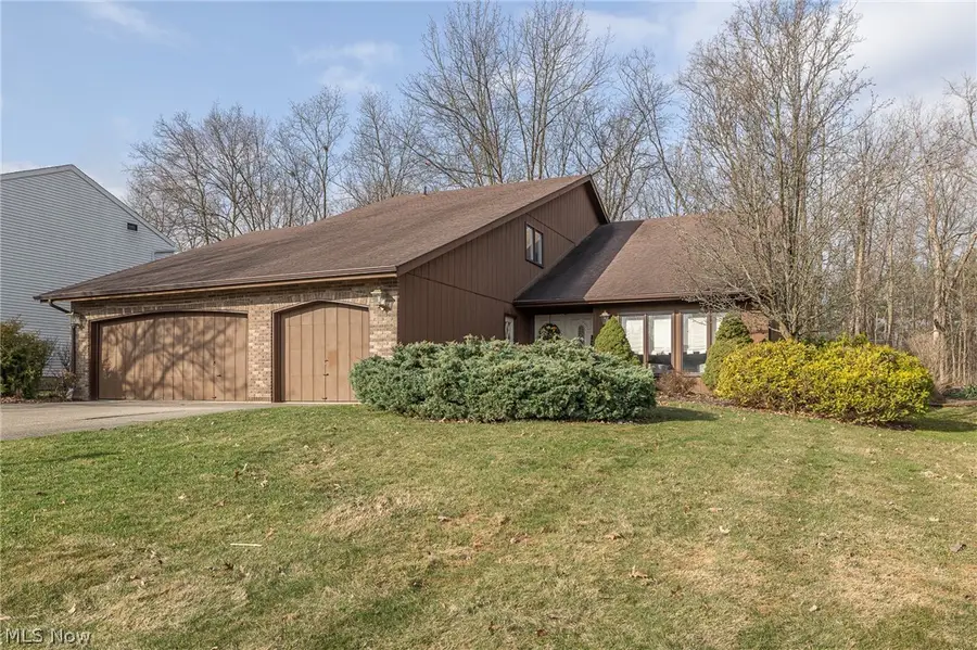 13576 Fairwinds Drive, Strongsville, OH 44136 - #2