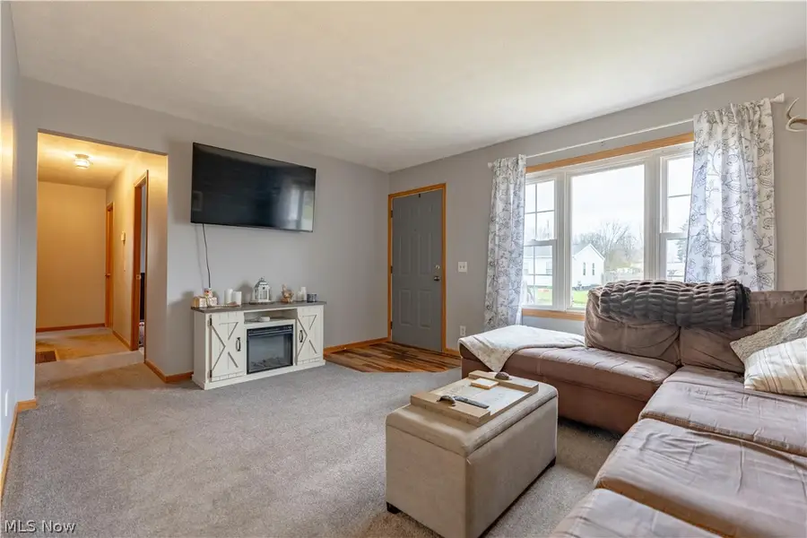 3838 Taft Ne Avenue, Canton, OH 44705 - #3