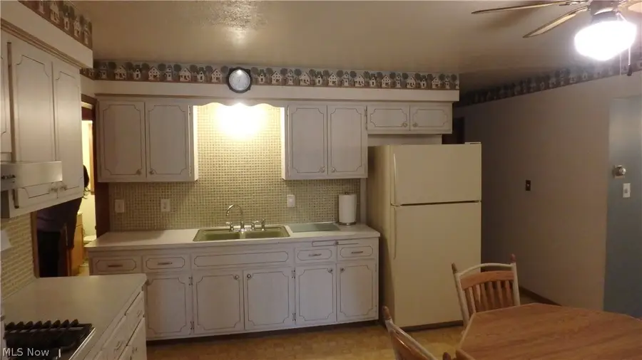 9638 Idlewood Drive, Brooklyn, OH 44144 - #3