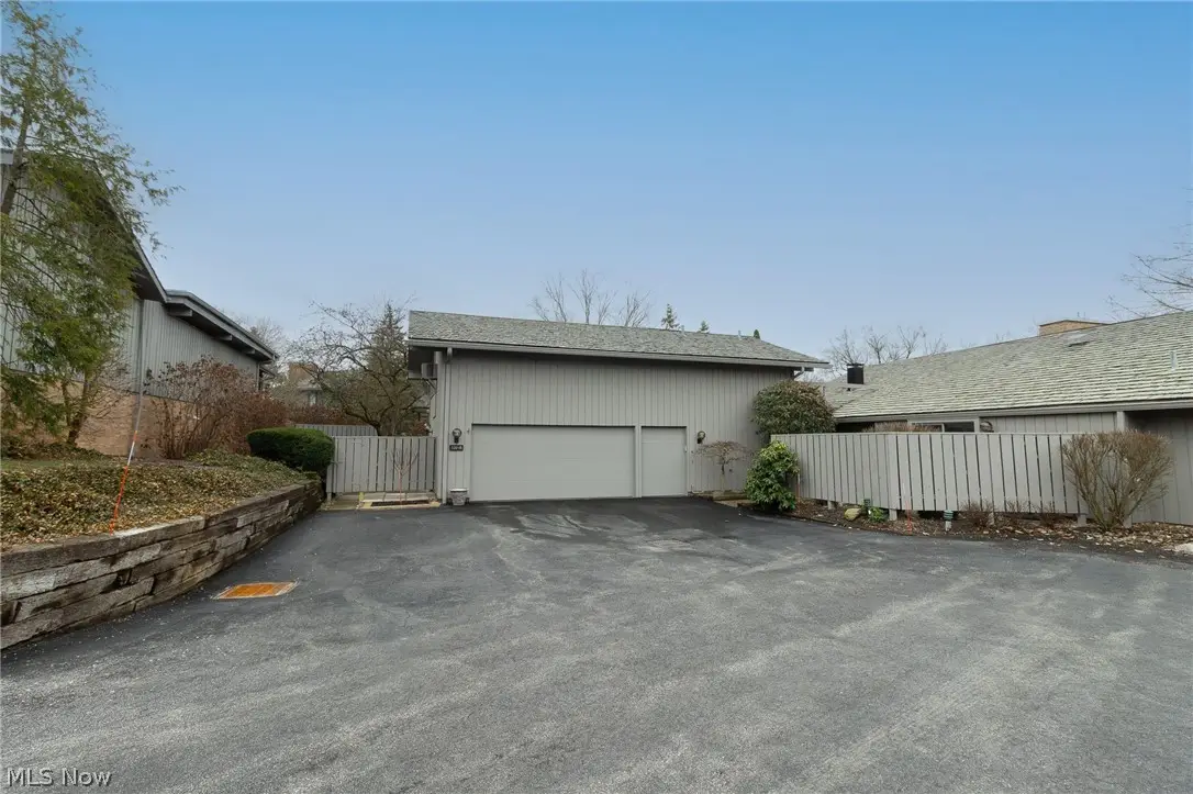 520-18 Willow Circle, Aurora, OH 44202 - #1