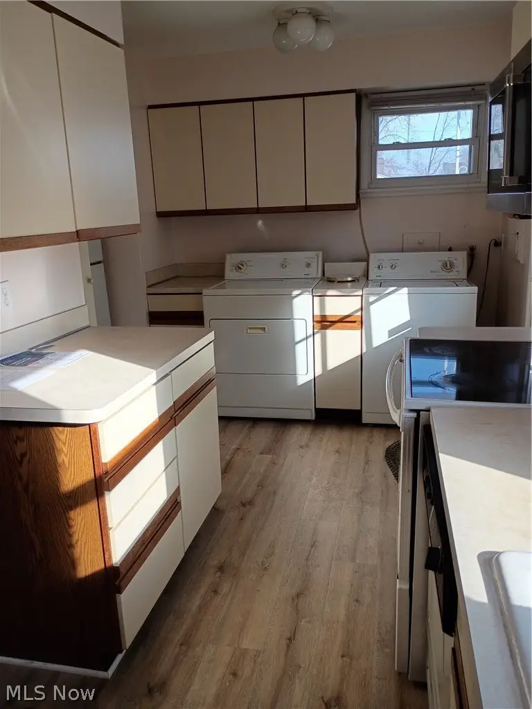 3415 Center Drive, Parma, OH 44134 - #3