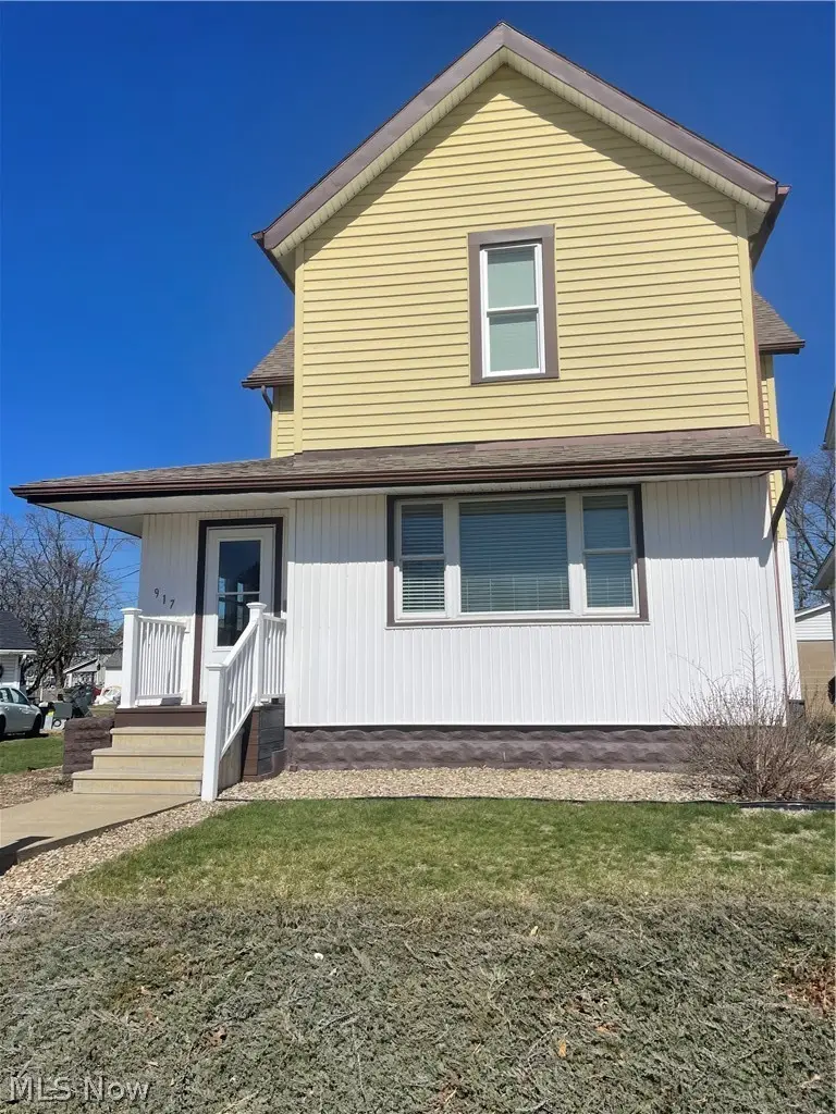 917 Herbig Avenue, Coshocton, OH 43812 - #1