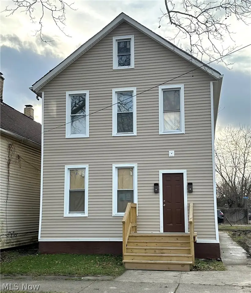 3302 W 48th Street, Cleveland, OH 44102 - #1