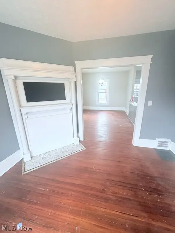 1284 W 85th Street, Cleveland, OH 44102 - #2