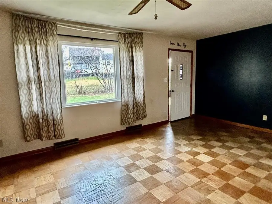 27140 State Route 7, Marietta, OH 45750 - #2