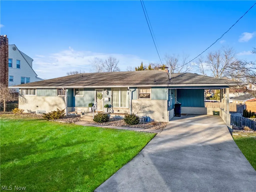 3206 Fairview Avenue, Parkersburg, WV 26104 - #1