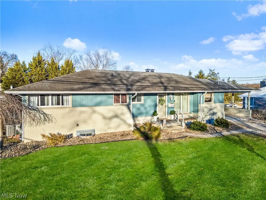 3206 Fairview Avenue, Parkersburg, WV 26104 - #2