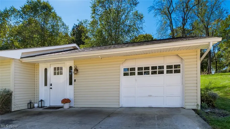 270 E Highland Drive, Zanesville, OH 43701 - #3