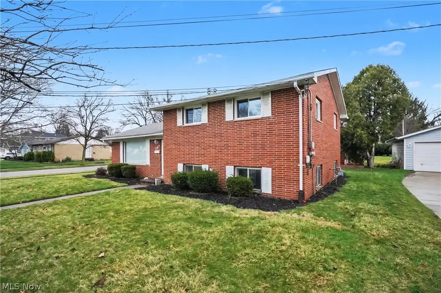 347 Beeler Drive, Berea, OH 44017 - #2