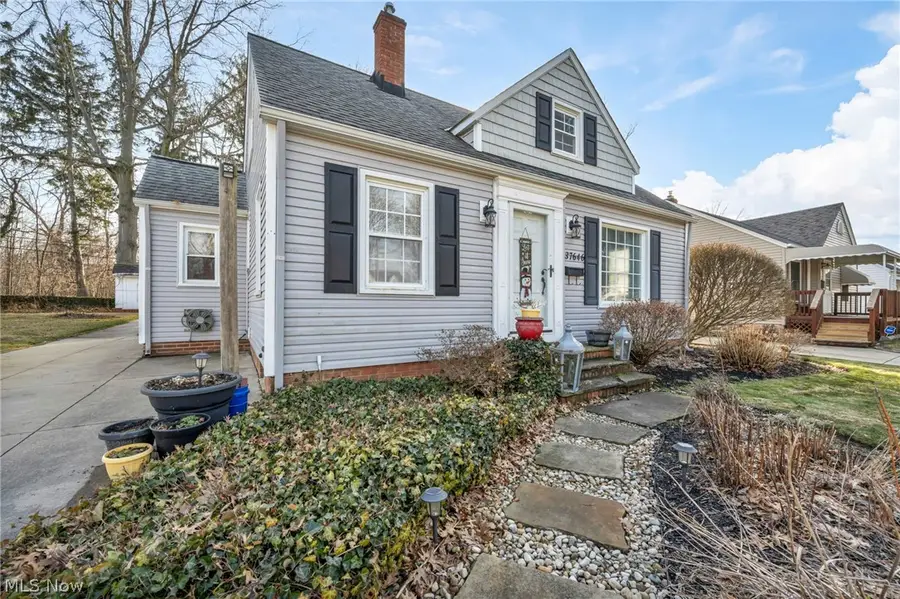 37646 Jordan Drive, Willoughby, OH 44094 - #2