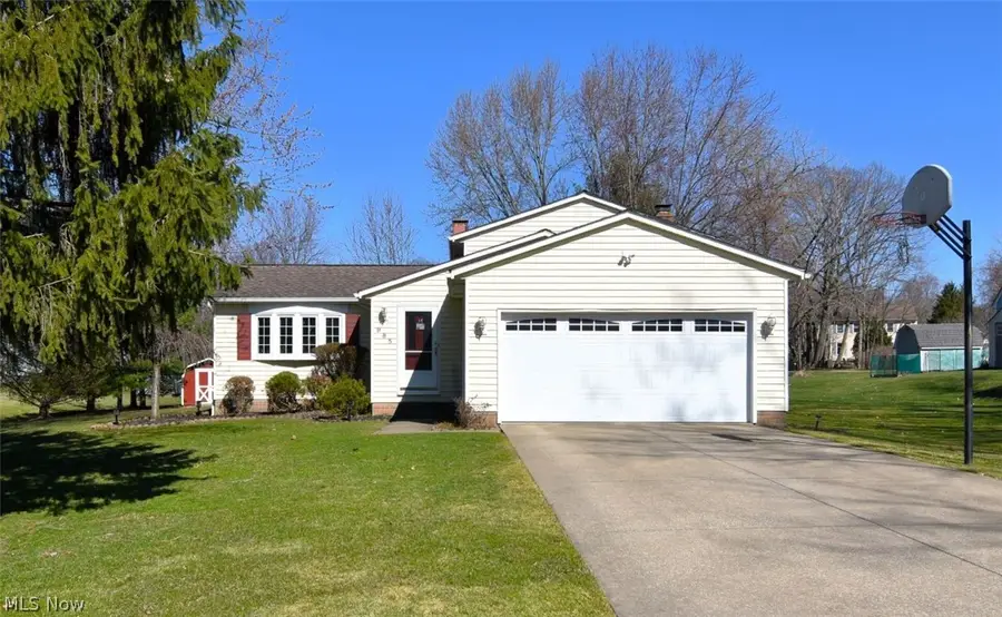 985 Berkshire Drive, Macedonia, OH 44056 - #2