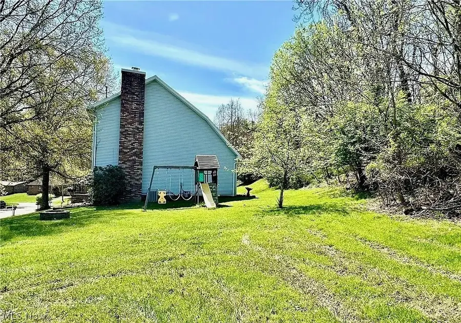 350 W Wildwood Drive, Parkersburg, WV 26101 - #3