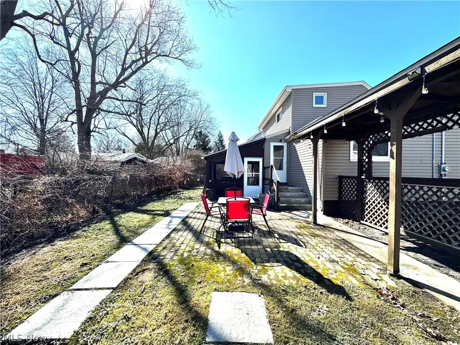 1088 Skinner Avenue, Painesville, OH 44077 - #3