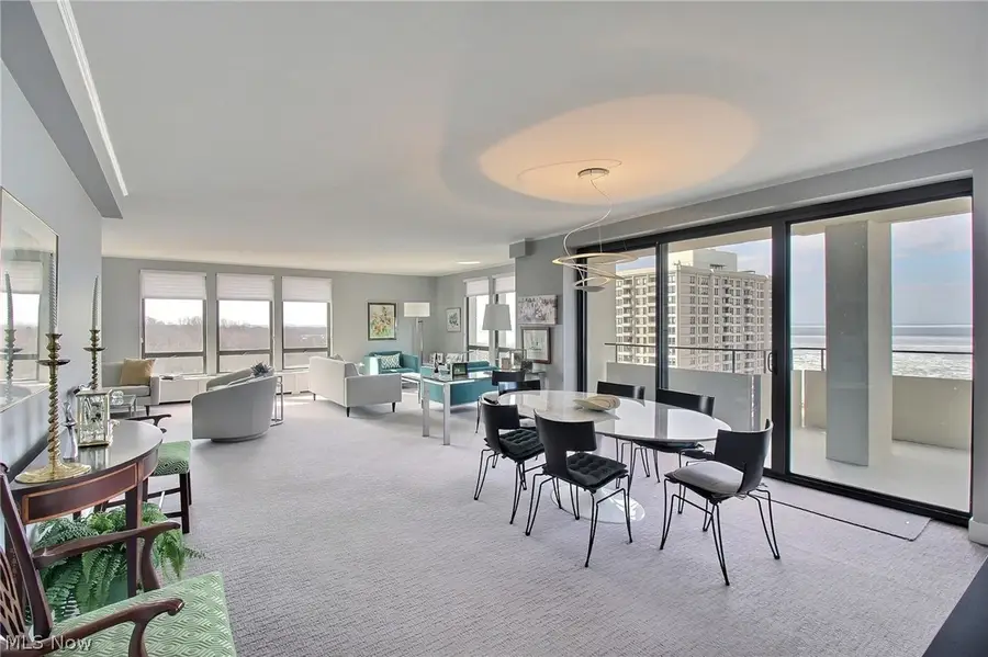 1 Bratenahl Place #1009, Bratenahl, OH 44108 - #3