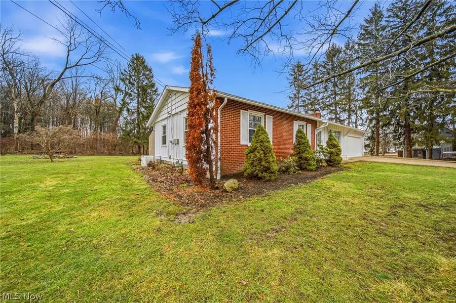 1930 E 52nd Street, Ashtabula, OH 44004 - #3