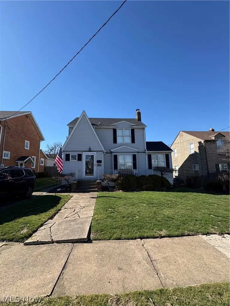 3721 Collins Way, Weirton, WV 26062 - #2