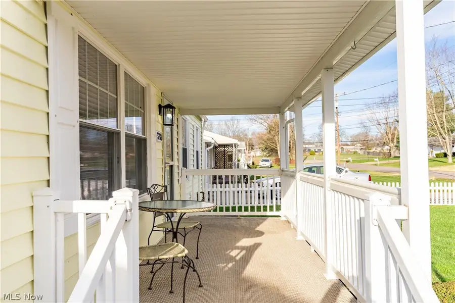 3233 Russ Ranch Nw Street, Massillon, OH 44646 - #3