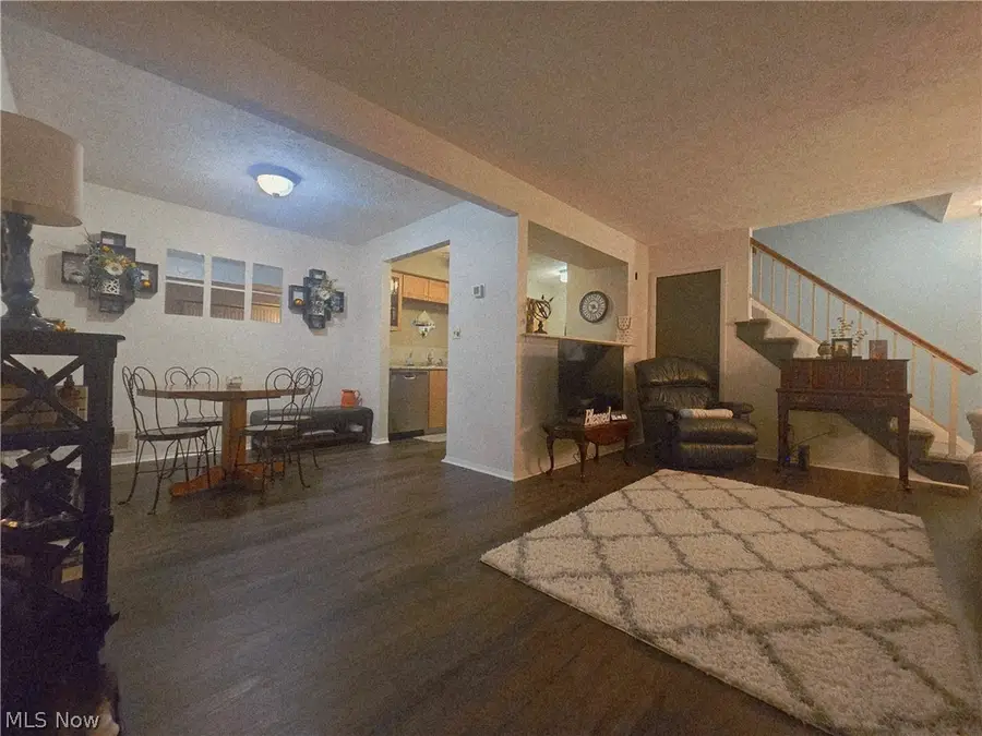 3023 Ivy Hill Circle #D, Cortland, OH 44410 - #2