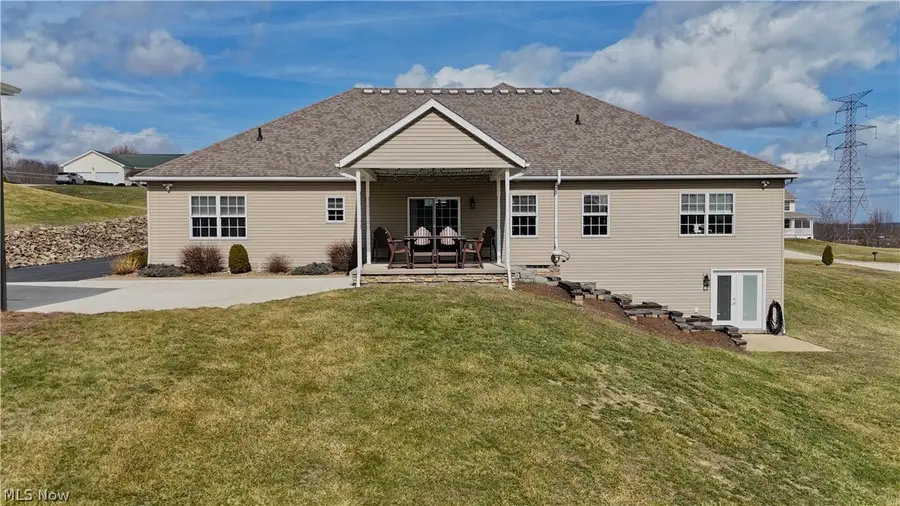 49235 Hickman Road, East Liverpool, OH 43920 - #3