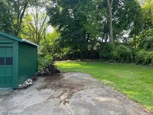 230 Helen Avenue, Akron, OH 44310 - #3