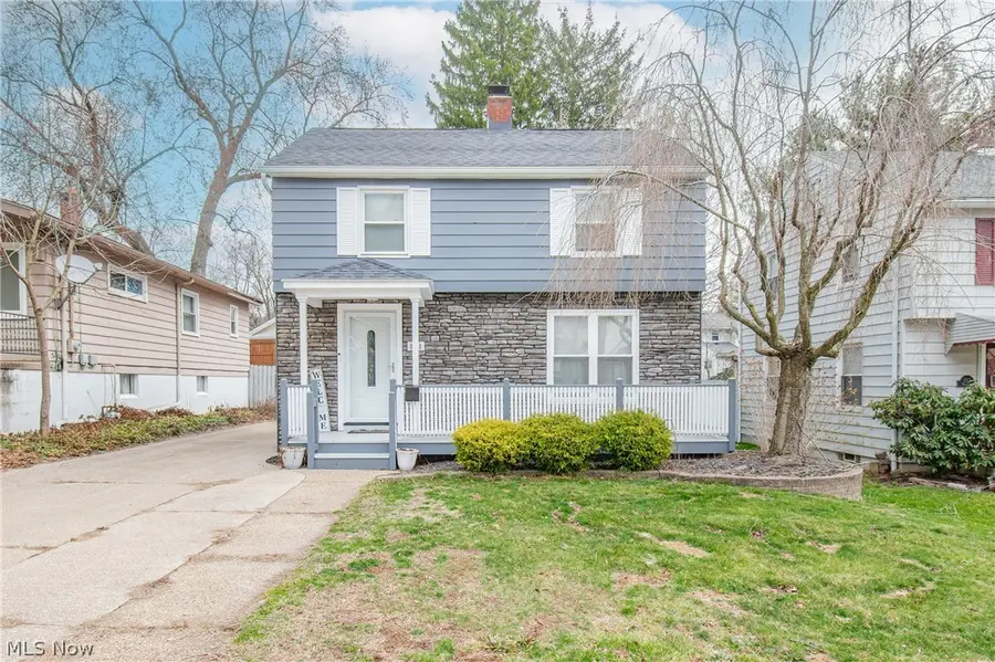 1121 Woodward Avenue, Akron, OH 44310 - #2