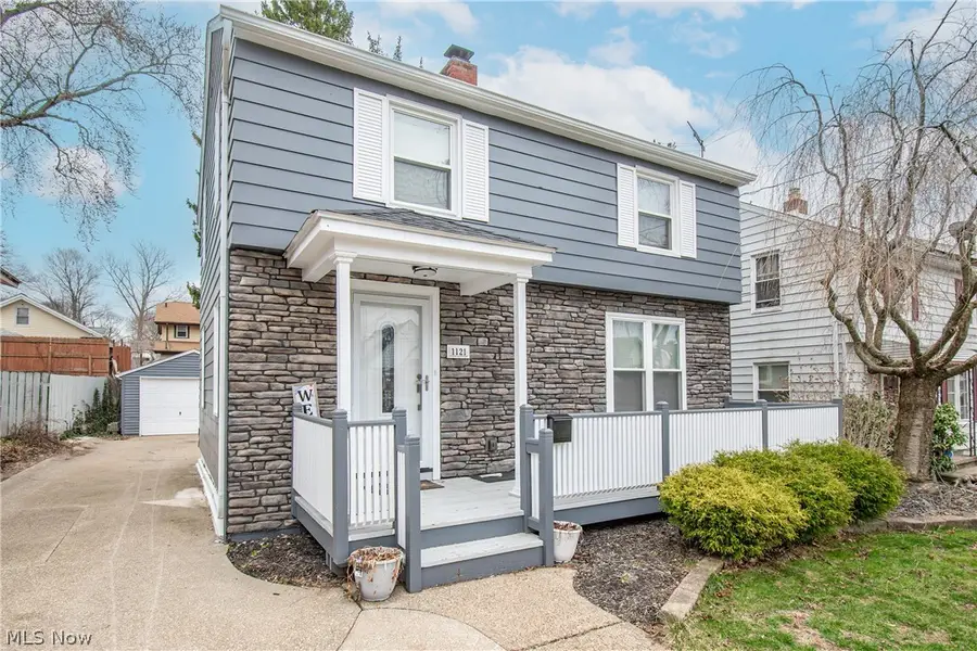 1121 Woodward Avenue, Akron, OH 44310 - #3