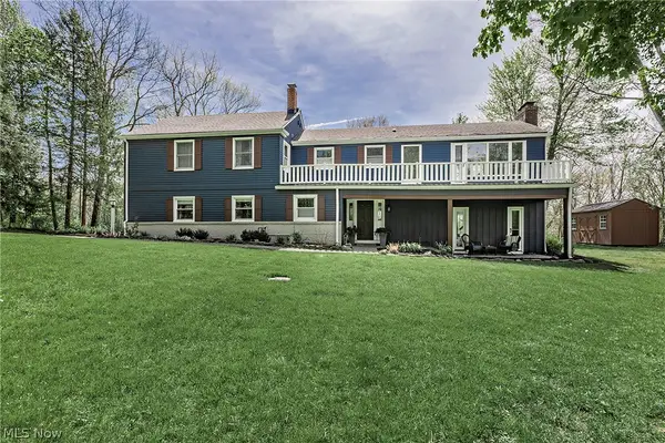 20 Kenton Road, Chagrin Falls, OH 44022