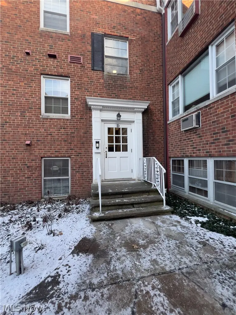 19901 Van Aken W Boulevard #7, Shaker Heights, OH 44122 - #3