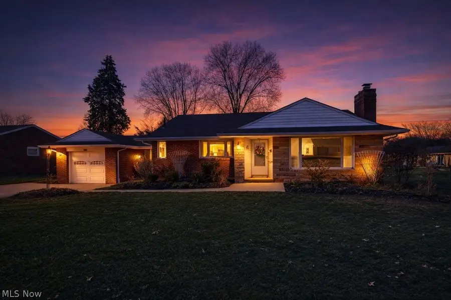 3917 Crestwood Nw Street, Canton, OH 44708 - #2