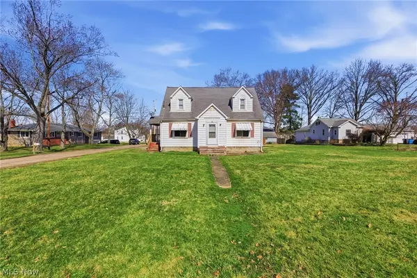 2847 Youngstown Avenue, McDonald, OH 44437