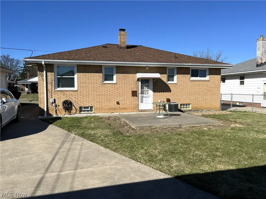 12416 Eastwood Boulevard, Garfield Heights, OH 44125 - #2