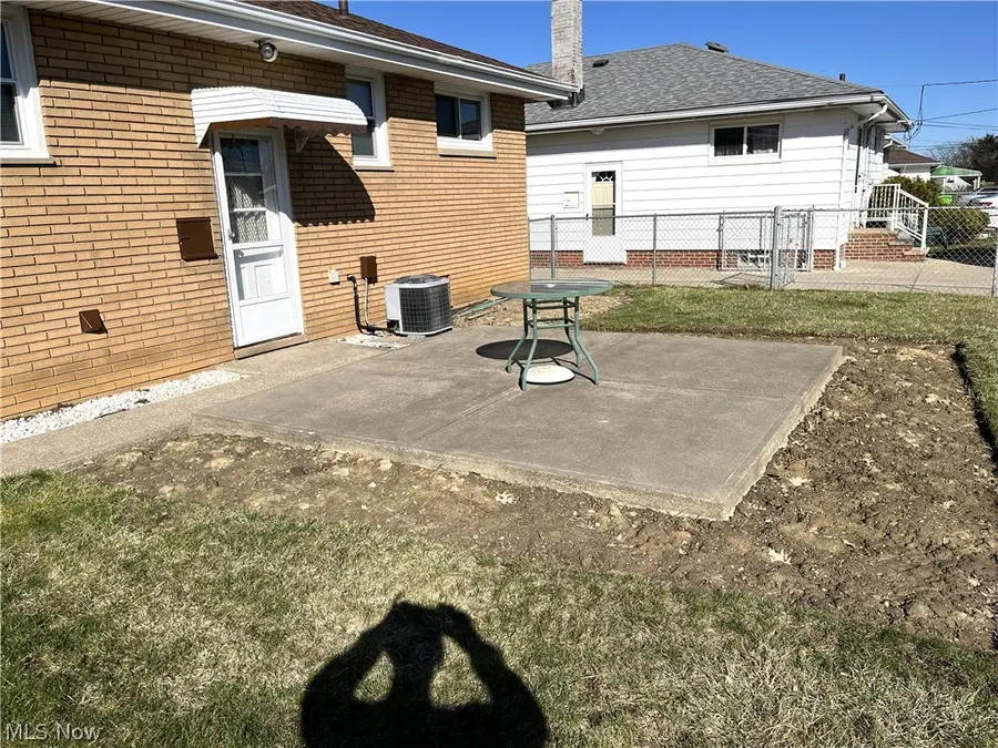 12416 Eastwood Boulevard, Garfield Heights, OH 44125 - #3