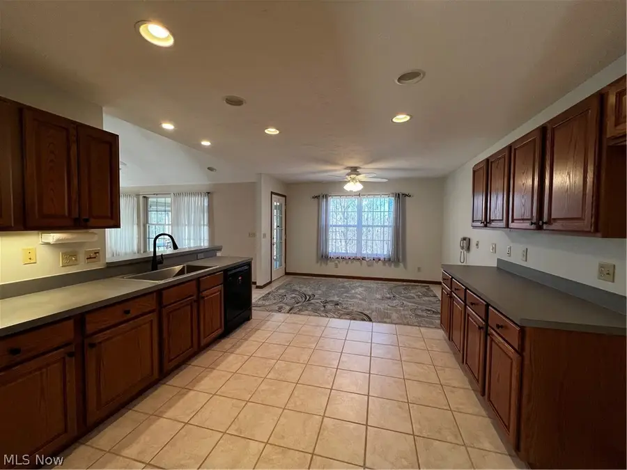 6140 Kelley Lane, Parma, OH 44134 - #3