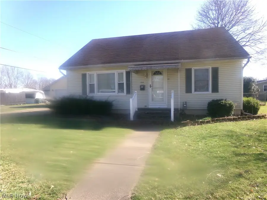 213 W Stewart Avenue, West Lafayette, OH 43845 - #2
