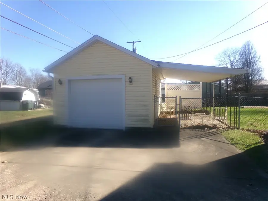 213 W Stewart Avenue, West Lafayette, OH 43845 - #3
