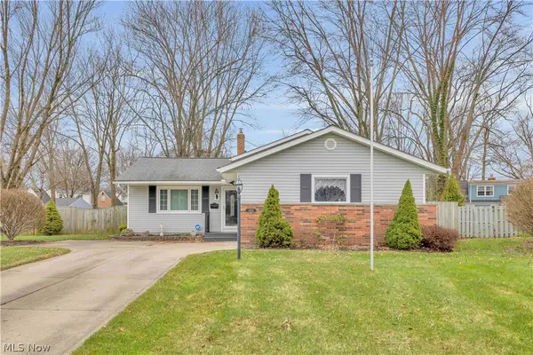 4430 Bentley Drive, North Olmsted, OH 44070