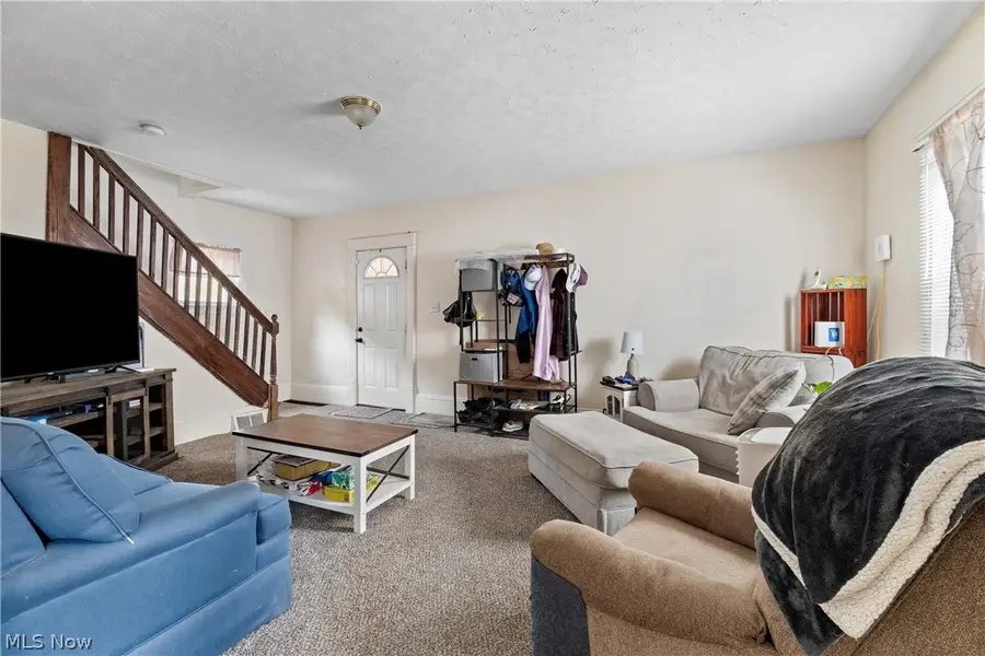 38 Walnut Court, Mogadore, OH 44260 - #3